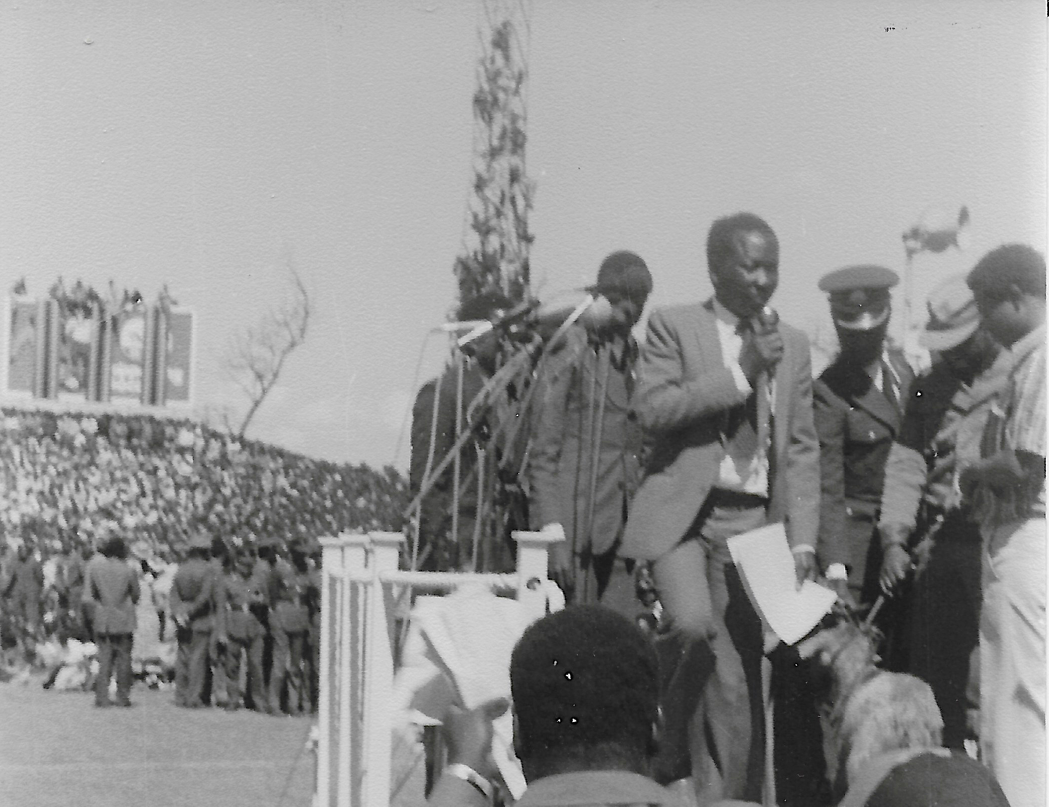 Eddison Zvobgo in Rufaro Stadion - Master of Celebrations